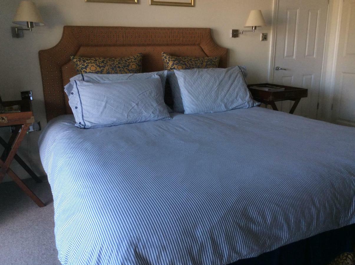 Bed and Breakfast Compass Rose Dartmouth Exterior foto