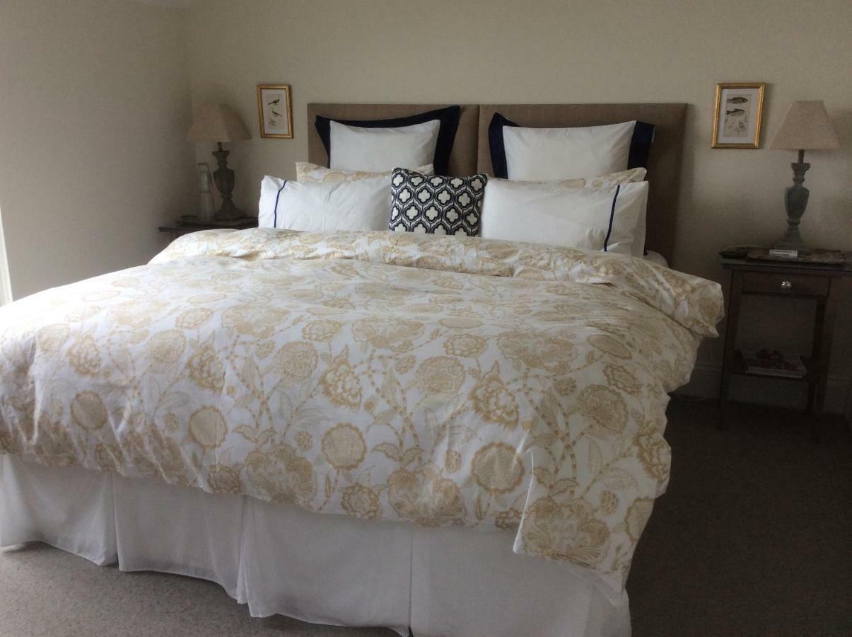 Bed and Breakfast Compass Rose Dartmouth Exterior foto